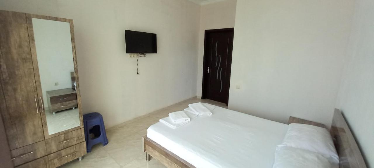 Guest House Marineza Gonio Extérieur photo
